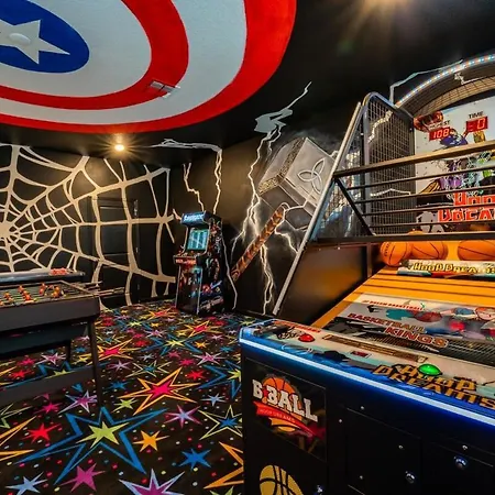 Amazing 8Br Villa W Theme Rms Game Room Theater